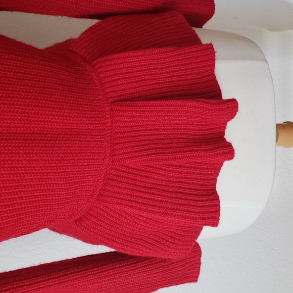 Cable & Gauge Deep Red Ruffle Peplum Sweater Size Small - Picture 6 of 12